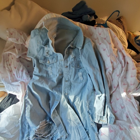 Blue ripped Jean jacket - Picture 2 of 2